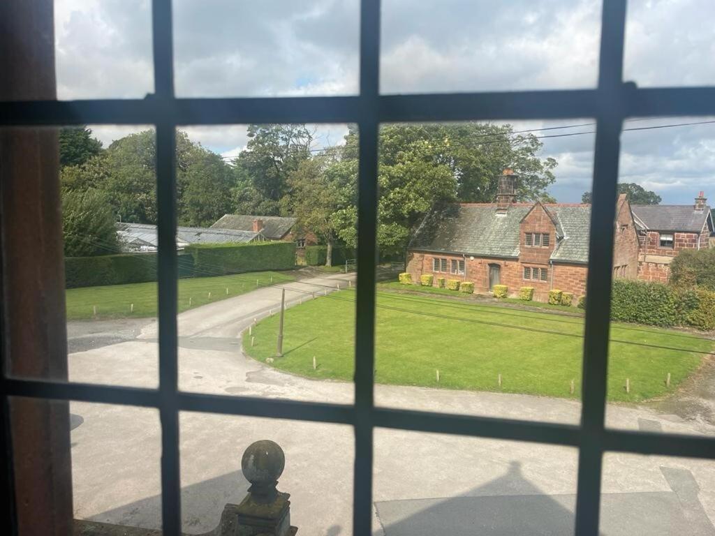 Thornton Manor - Holiday Cottages And Apartments Heswall Ruang foto