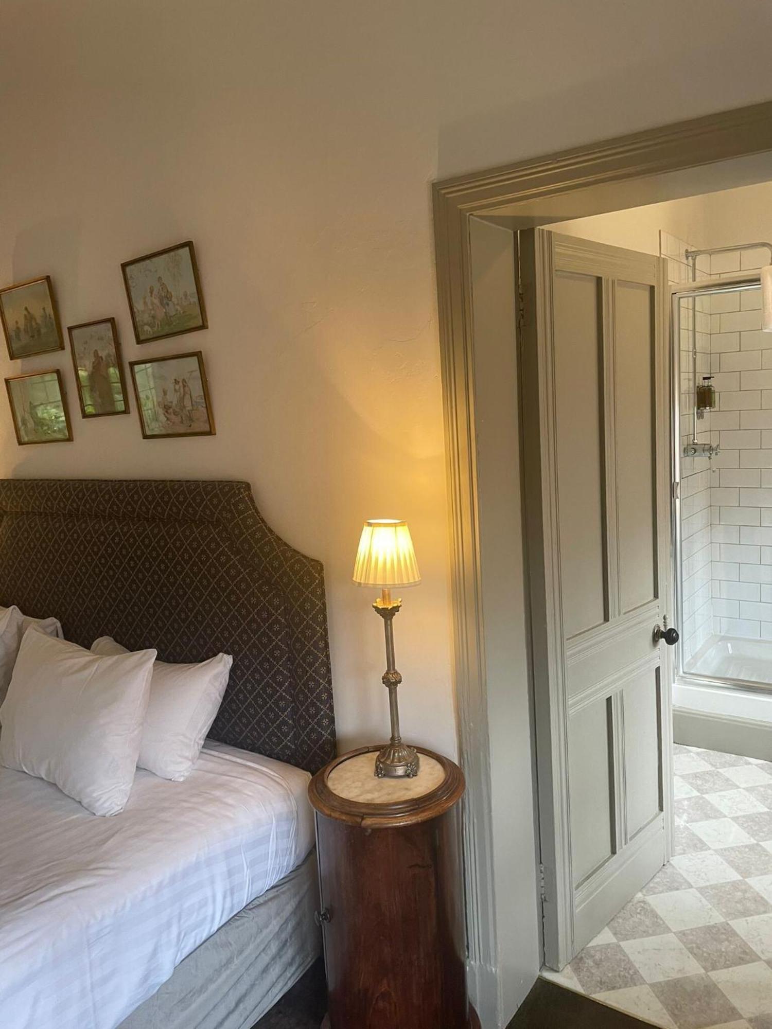 Thornton Manor - Holiday Cottages And Apartments Heswall Ruang foto