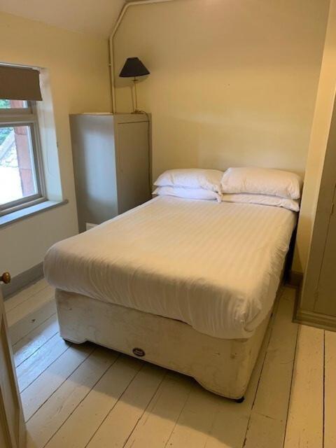Thornton Manor - Holiday Cottages And Apartments Heswall Ruang foto